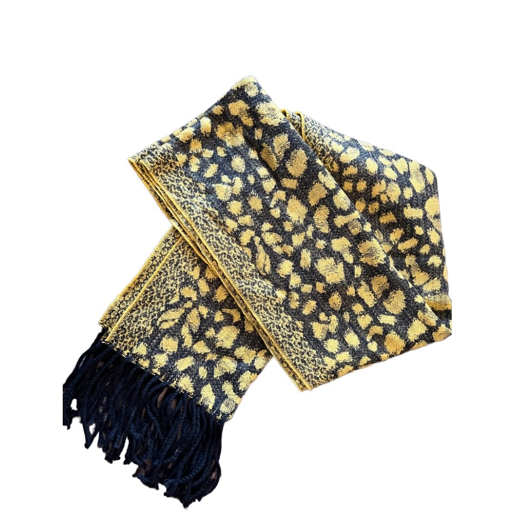 Cashmere scarf